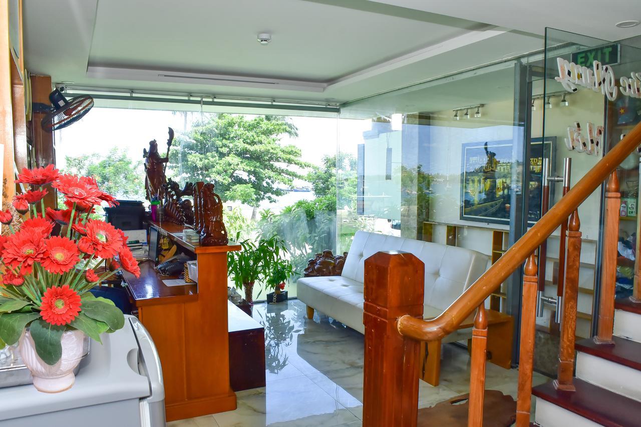 Sea View Dn Hotel Da Nang Esterno foto